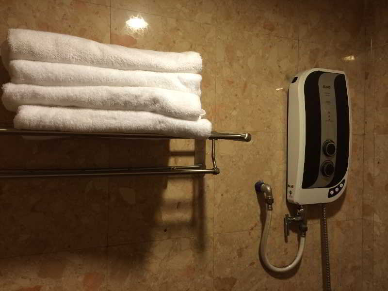 Hotel Zamburger Sg Bakap Kampong Gurun Kültér fotó